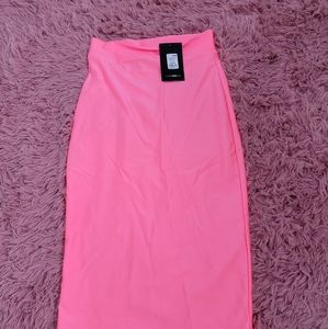 Brand fashion nova new pencil skirt size small neon pink